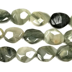 GREEN SEGA QUARTZ FACETED PEAR FREEFORM 16X20MM